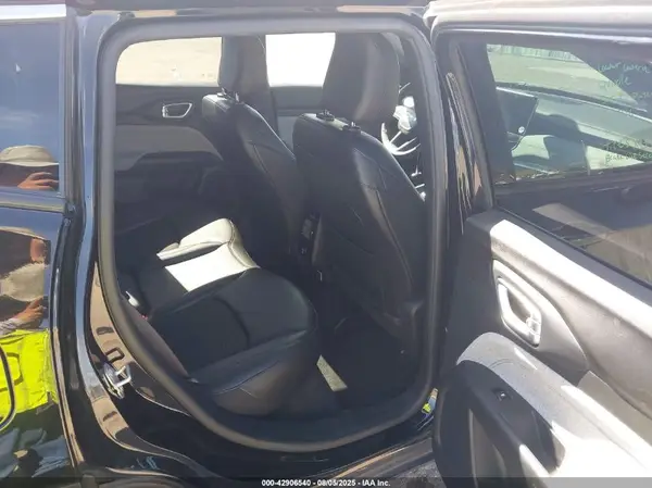 3C4NJDBN1RT117167 2024 JEEP COMPASS - Image 8