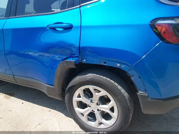 2024 JEEP COMPASS auction photo 6