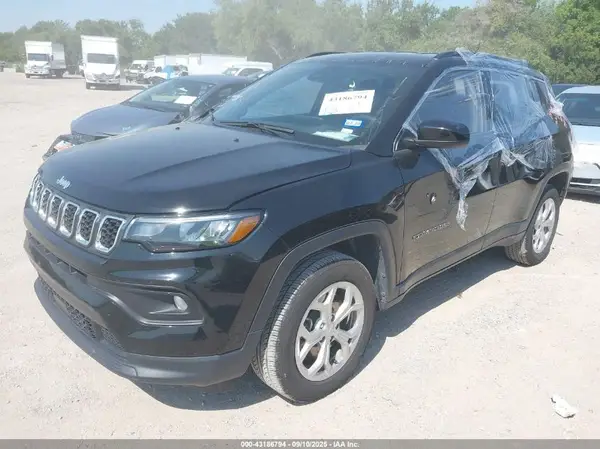 3C4NJDBN1RT119212 2024 JEEP COMPASS - Image 2