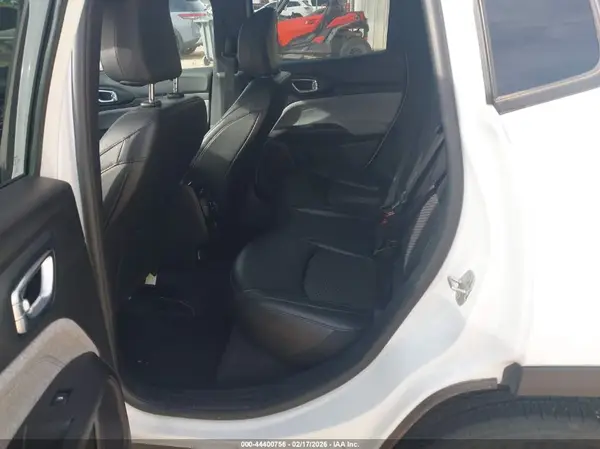 3C4NJDBN1RT122594 2024 JEEP COMPASS - Image 8