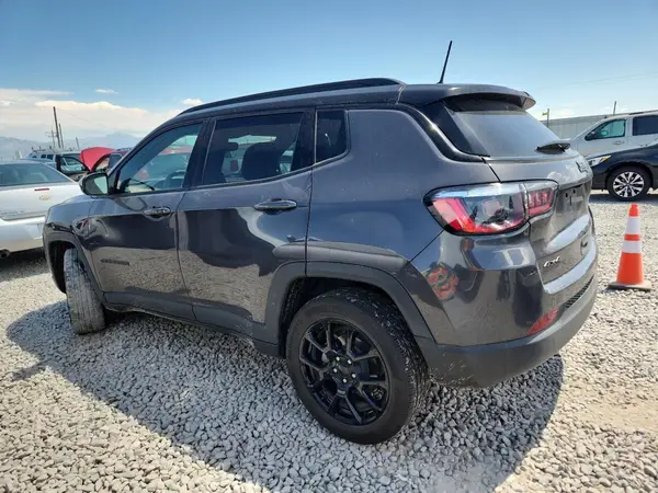 3C4NJDBN1RT127603 2024 JEEP COMPASS - Image 2