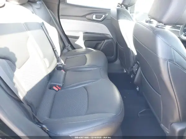 3C4NJDBN1RT154378 2024 JEEP COMPASS - Image 8