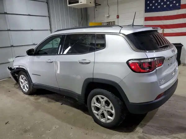 3C4NJDBN1RT170757 2024 JEEP COMPASS - Image 2
