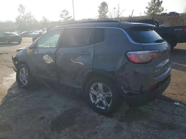 3C4NJDBN1RT576943 2024 JEEP COMPASS - Image 2