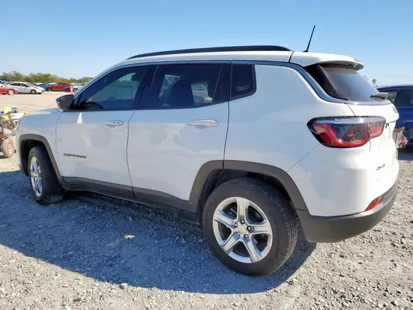 3C4NJDBN1RT579678 2024 JEEP COMPASS - Image 2