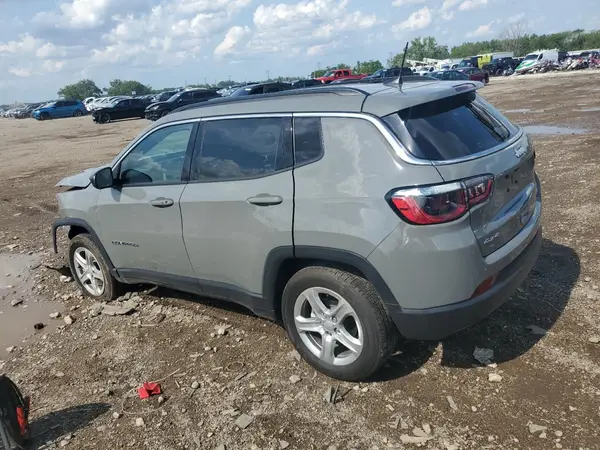 3C4NJDBN1RT584184 2024 JEEP COMPASS - Image 2