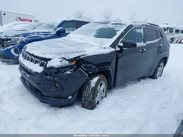 3C4NJDBN1RT596223 2024 JEEP COMPASS - Image 2