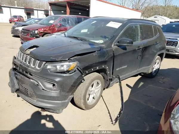3C4NJDBN1RT597260 2024 JEEP COMPASS - Image 2