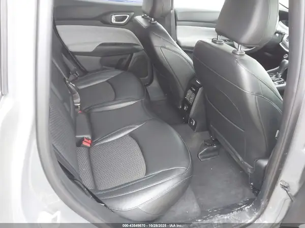 3C4NJDBN1RT598814 2024 JEEP COMPASS - Image 8