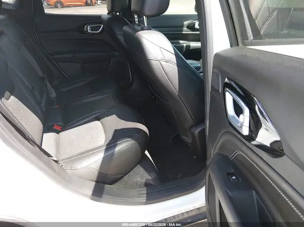 3C4NJDBN1RT600447 2024 JEEP COMPASS - Image 8