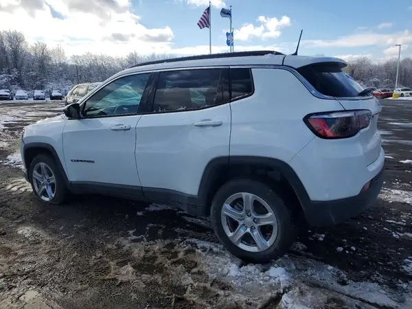 3C4NJDBN1RT605115 2024 JEEP COMPASS - Image 2
