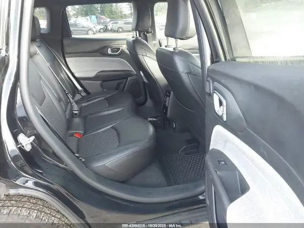 3C4NJDBN1ST549764 2025 JEEP COMPASS - Image 8