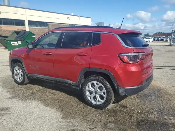 3C4NJDBN1ST574633 2025 JEEP COMPASS - Image 2