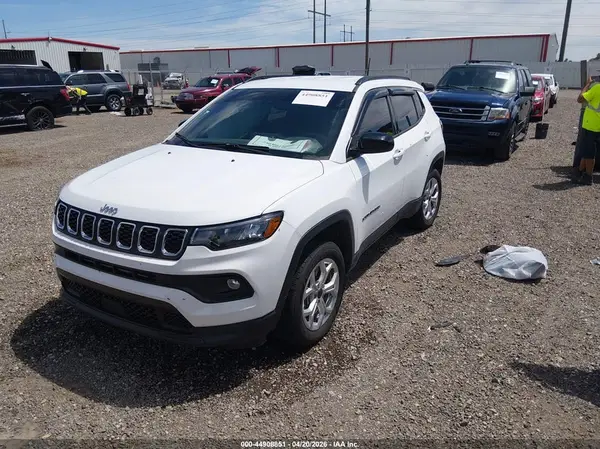 3C4NJDBN1ST580321 2025 JEEP COMPASS - Image 2