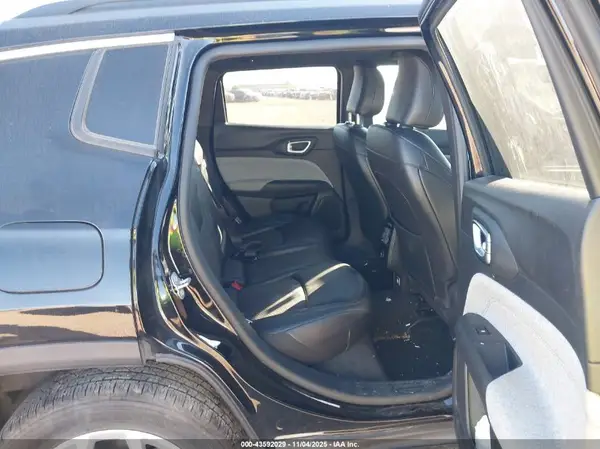 3C4NJDBN1ST580898 2025 JEEP COMPASS - Image 8