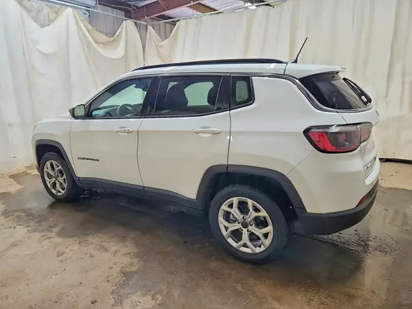 3C4NJDBN1ST598012 2025 JEEP COMPASS - Image 2