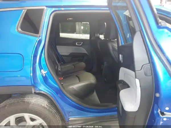 3C4NJDBN1ST598396 2025 JEEP COMPASS - Image 8