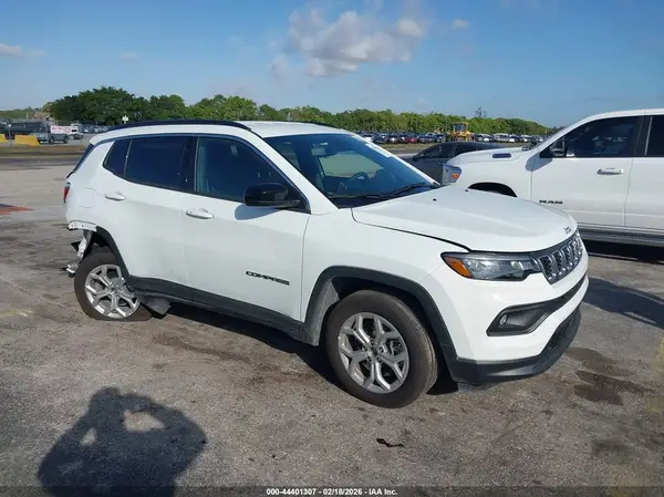 3C4NJDBN1ST603662 2025 JEEP COMPASS - Image 1
