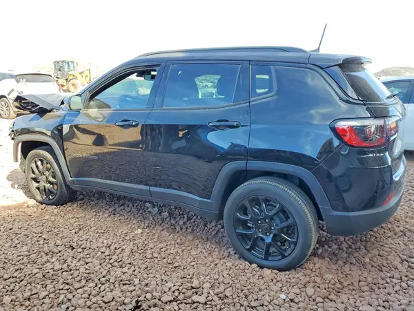 3C4NJDBN1TT159698 2026 JEEP COMPASS - Image 2