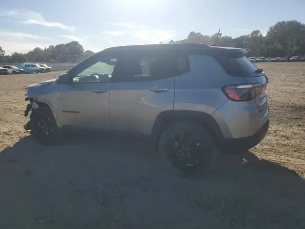 3C4NJDBN2PT508051 2023 JEEP COMPASS - Image 2