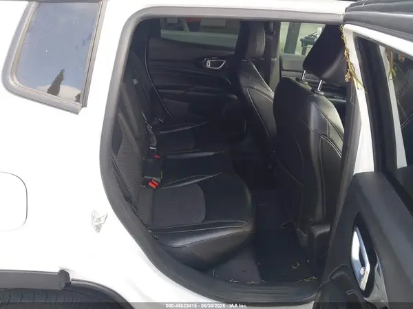 3C4NJDBN2PT529563 2023 JEEP COMPASS - Image 8