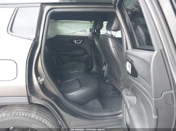 3C4NJDBN2PT535699 2023 JEEP COMPASS - Image 8