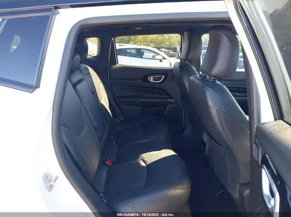 3C4NJDBN2PT536285 2023 JEEP COMPASS - Image 8