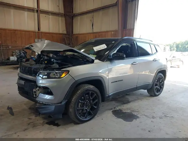 3C4NJDBN2PT544810 2023 JEEP COMPASS - Image 2