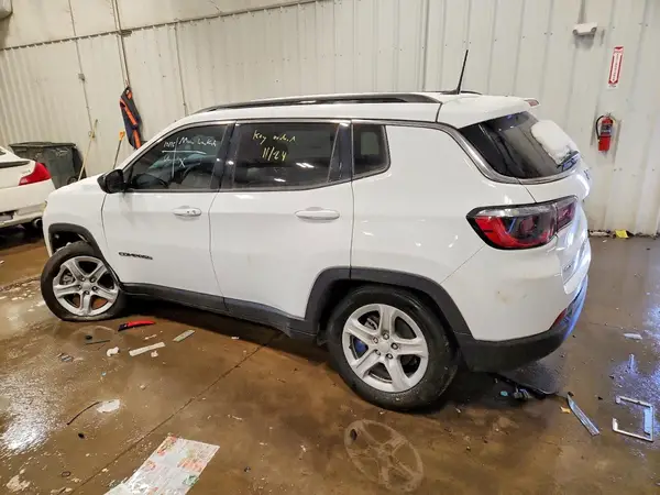 3C4NJDBN2PT553068 2023 JEEP COMPASS - Image 2