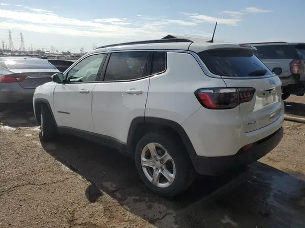 3C4NJDBN2PT553443 2023 JEEP COMPASS - Image 2
