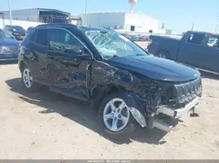 3C4NJDBN2PT555466 2023 JEEP COMPASS