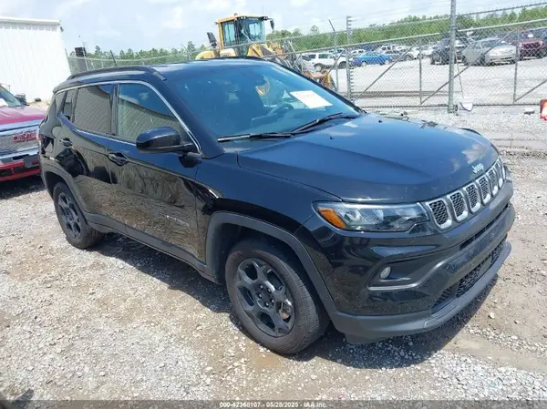 3C4NJDBN2PT570212 2023 JEEP COMPASS - Image 1