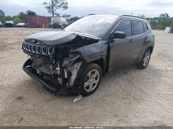 3C4NJDBN2PT570713 2023 JEEP COMPASS - Image 2