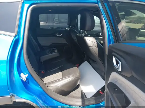 3C4NJDBN2RT100684 2024 JEEP COMPASS - Image 8