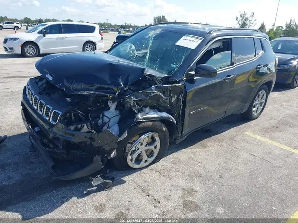 3C4NJDBN2RT100765 2024 JEEP COMPASS - Image 2