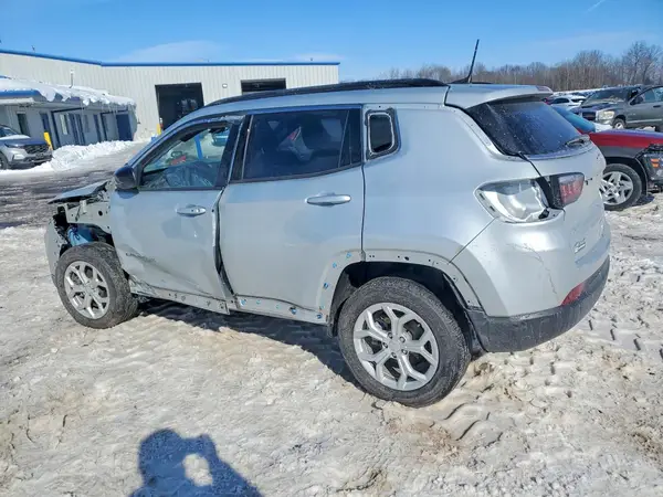 3C4NJDBN2RT107778 2024 JEEP COMPASS - Image 2