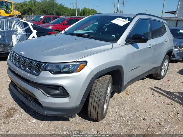 3C4NJDBN2RT109790 2024 JEEP COMPASS - Image 2