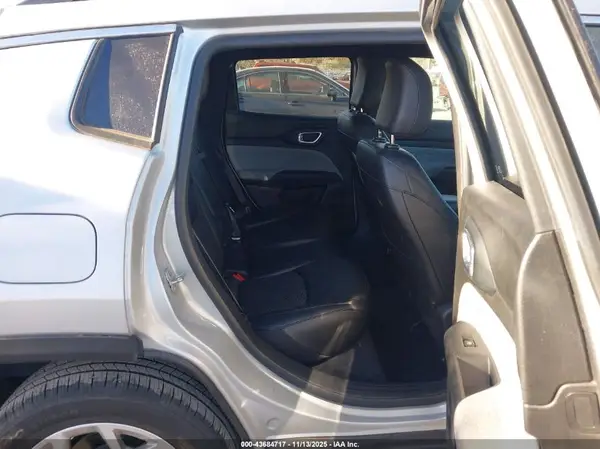 3C4NJDBN2RT111183 2024 JEEP COMPASS - Image 8