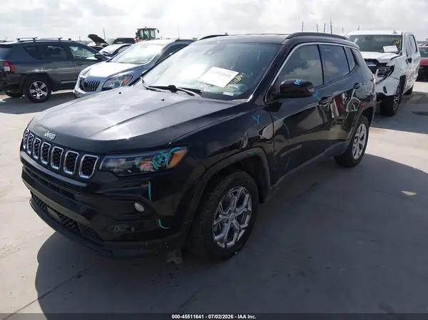 3C4NJDBN2RT117596 2024 JEEP COMPASS - Image 2