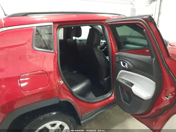 3C4NJDBN2RT146192 2024 JEEP COMPASS - Image 8
