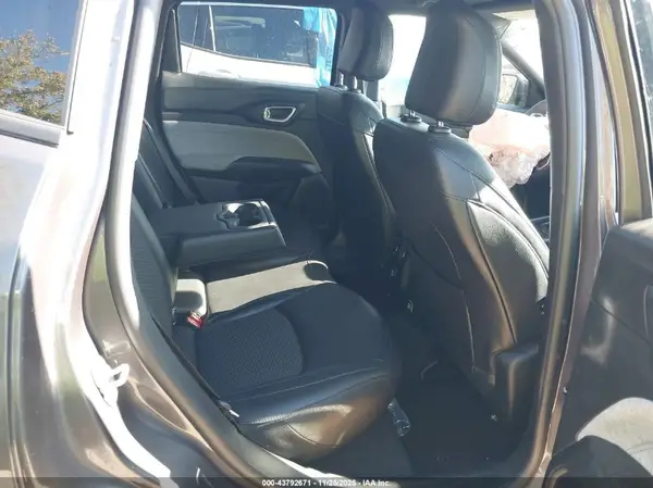 3C4NJDBN2RT154566 2024 JEEP COMPASS - Image 8