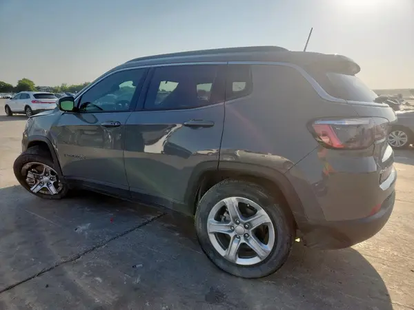 3C4NJDBN2RT577888 2024 JEEP COMPASS - Image 2