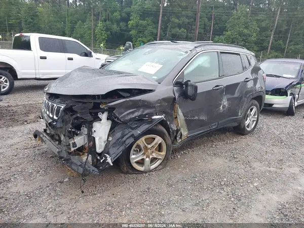 3C4NJDBN2RT596229 2024 JEEP COMPASS - Image 2