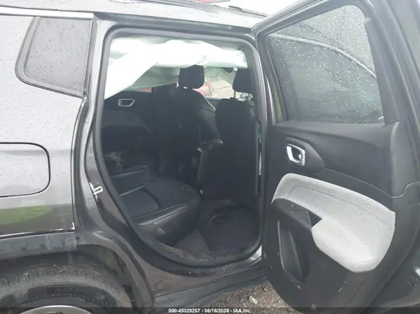 3C4NJDBN2RT596229 2024 JEEP COMPASS - Image 8