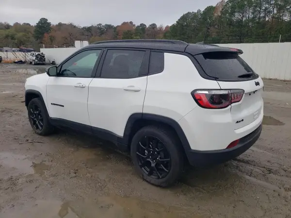 3C4NJDBN2RT600327 2024 JEEP COMPASS - Image 2