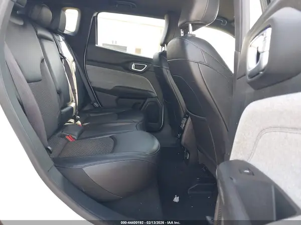 3C4NJDBN2RT604586 2024 JEEP COMPASS - Image 8