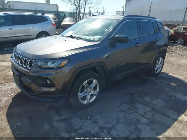 3C4NJDBN2RT604765 2024 JEEP COMPASS - Image 2