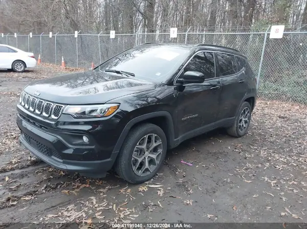 3C4NJDBN2RT606998 2024 JEEP COMPASS - Image 2
