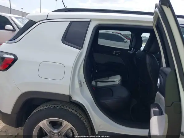 3C4NJDBN2RT607200 2024 JEEP COMPASS - Image 8