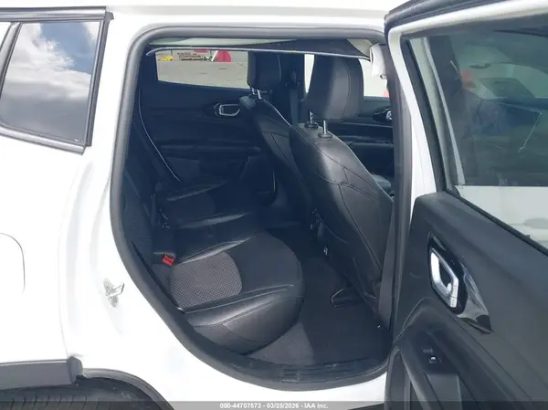 3C4NJDBN2ST517292 2025 JEEP COMPASS - Image 8